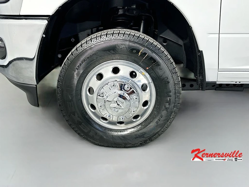 2026 Ram 3500 - Image 17 of 21