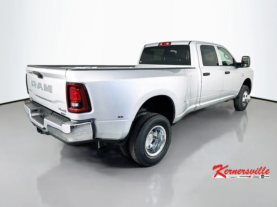 2026 Ram Heavy Duty - Image 7 of 21
