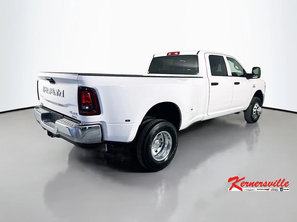 2026 Ram 3500 - Image 7 of 21