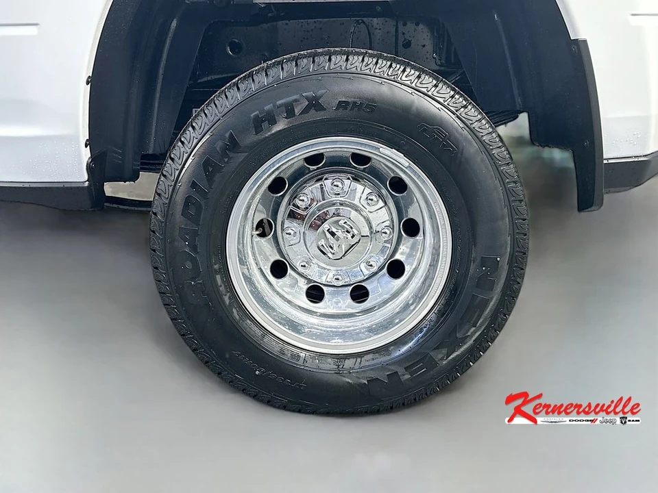 2026 Ram 3500 - Image 16 of 21