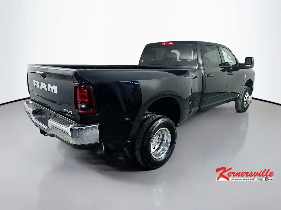2026 Ram 3500 - Image 7 of 21