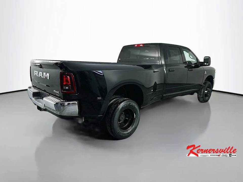 2026 Ram 3500 - Image 7 of 21