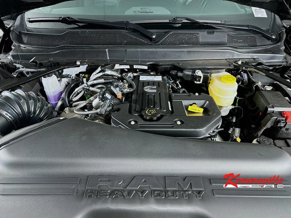 2026 Ram 3500 - Image 17 of 21