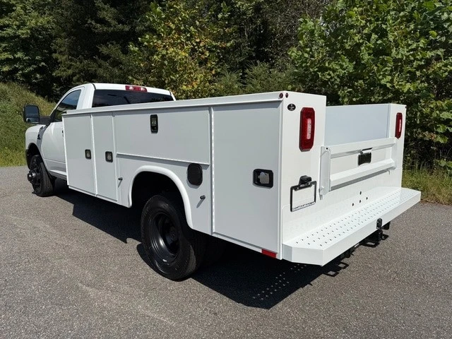 2026 Ram 3500 - Image 11 of 21
