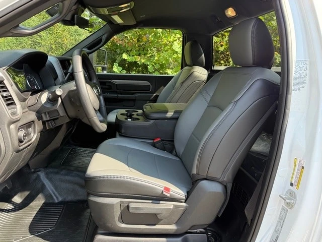 2026 Ram 3500 - Image 14 of 21