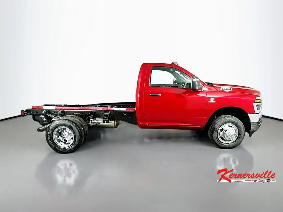 2026 Ram 3500 - Image 8 of 20