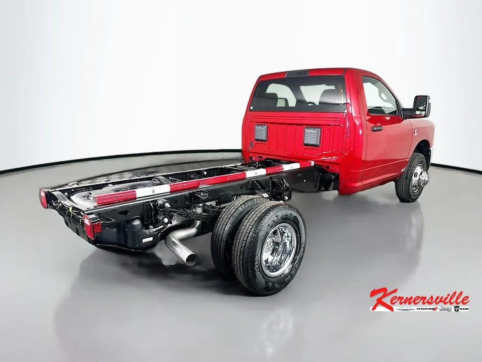 2026 Ram 3500 - Image 7 of 20