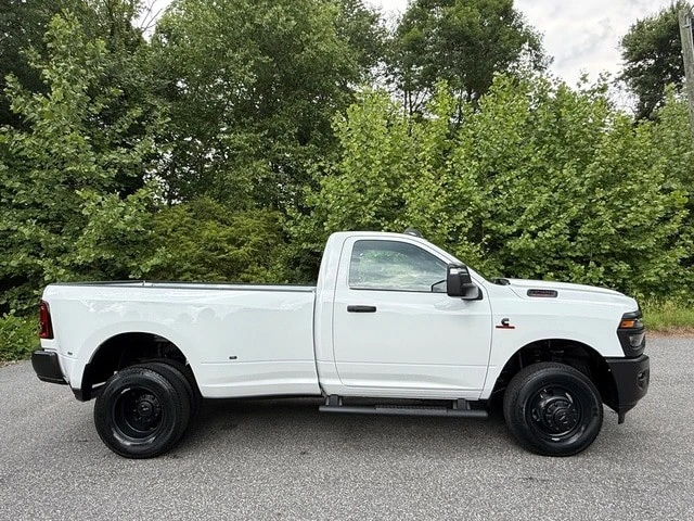 2026 Ram 3500 - Image 6 of 28