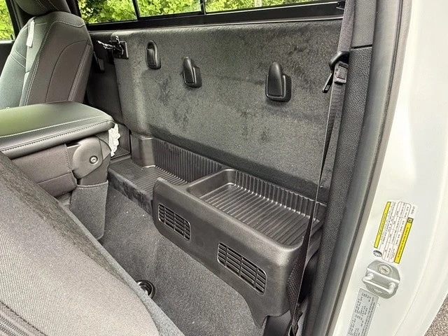 2026 Ram 3500 - Image 15 of 28