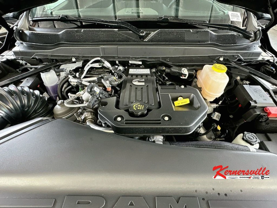 2026 Ram 4500 & 5500 - Image 17 of 21