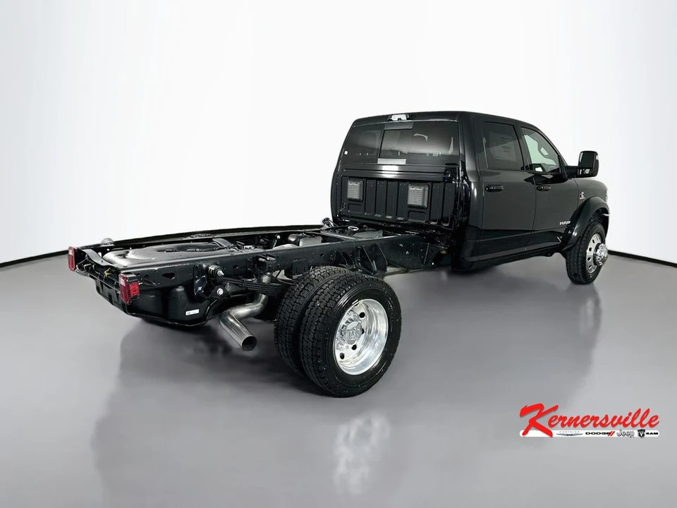 2026 Ram 4500 & 5500 - Image 7 of 21