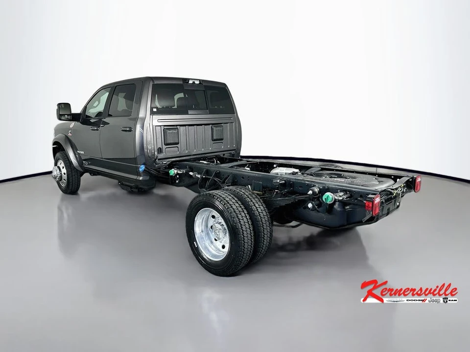 2026 Ram 4500 & 5500 - Image 5 of 21