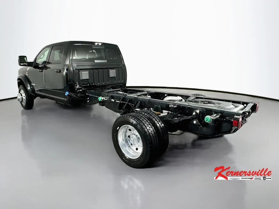 2026 Ram 4500 & 5500 - Image 6 of 21