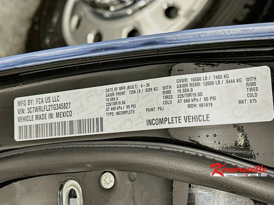 2026 Ram 4500 & 5500 - Image 18 of 21