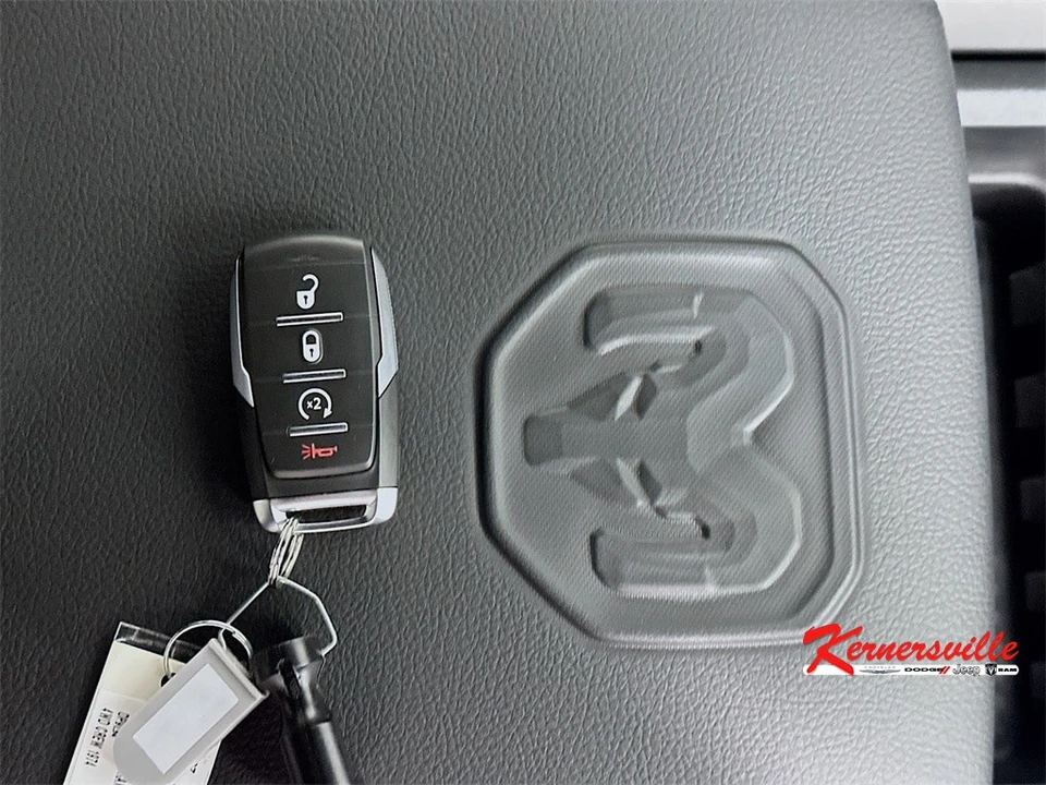 2026 Ram 4500 & 5500 - Image 19 of 20