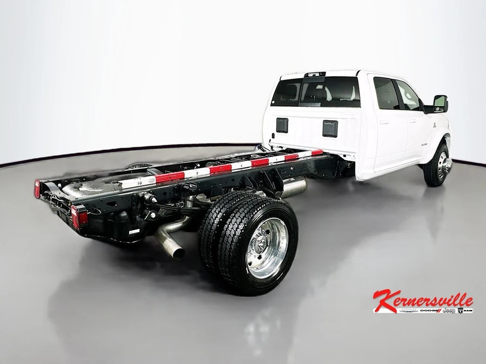 2026 Ram 4500 & 5500 - Image 7 of 20