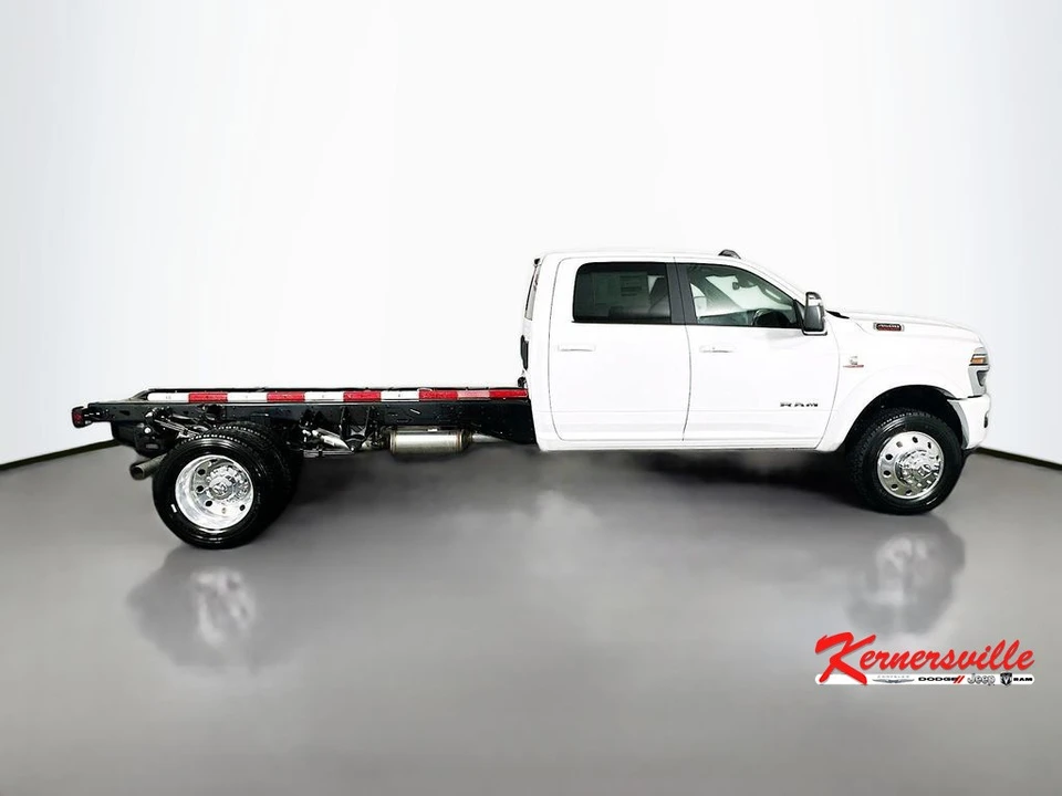 2026 Ram 4500 & 5500 - Image 8 of 20