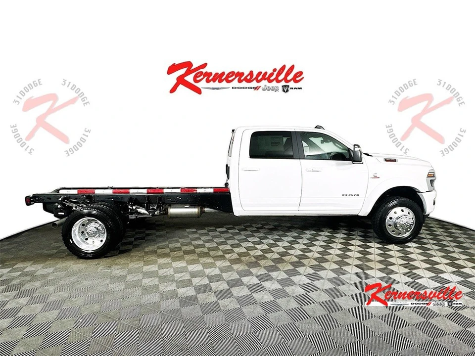 2026 Ram 4500 & 5500 - Image 8 of 20