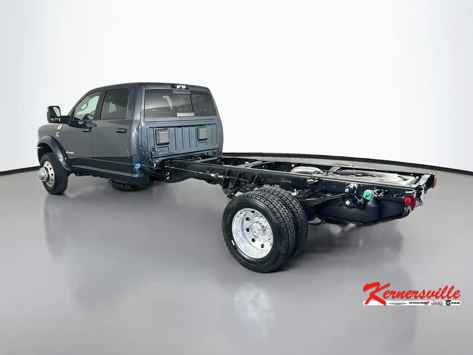2026 Ram 4500 & 5500 - Image 5 of 21