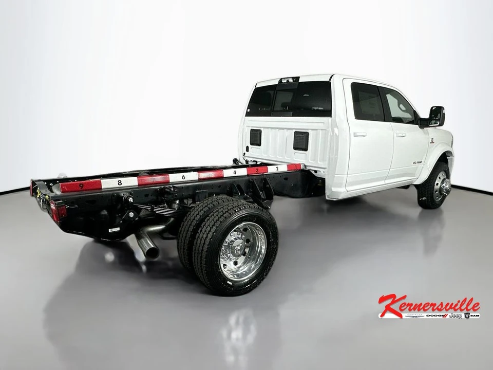 2026 Ram 4500 & 5500 - Image 7 of 21
