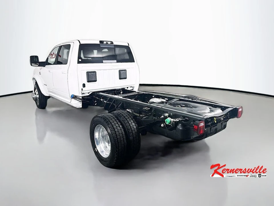2026 Ram 4500 & 5500 - Image 5 of 20