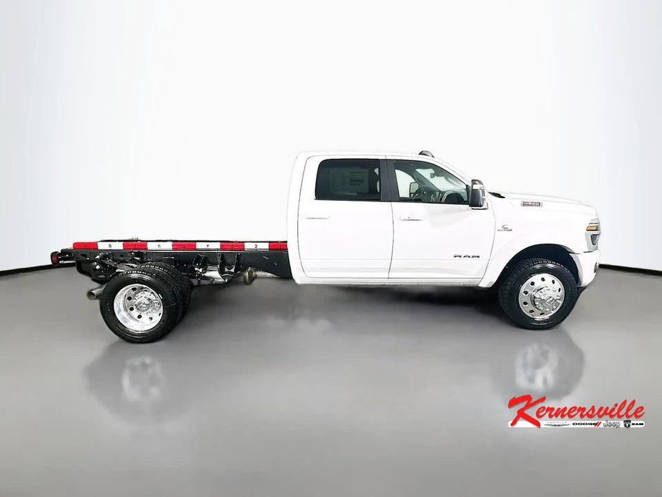 2026 Ram 4500 & 5500 - Image 8 of 20