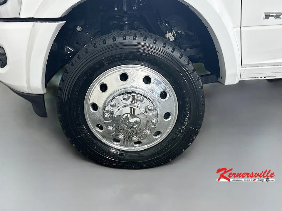 2026 Ram 4500 & 5500 - Image 16 of 20