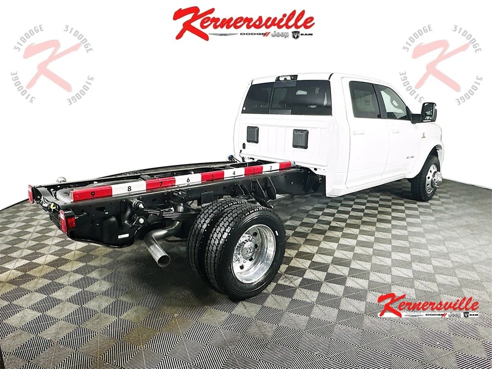 2026 Ram 4500 & 5500 - Image 7 of 20