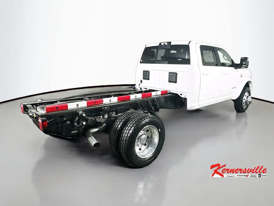 2026 Ram 4500 & 5500 - Image 7 of 20