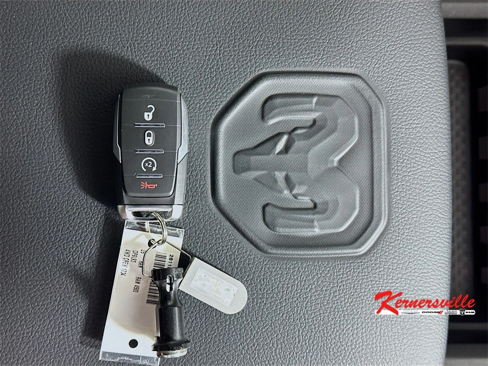 2026 Ram 4500 & 5500 - Image 19 of 20