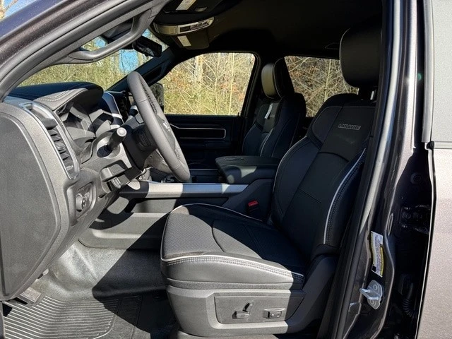 2026 Ram 4500 & 5500 - Image 12 of 21