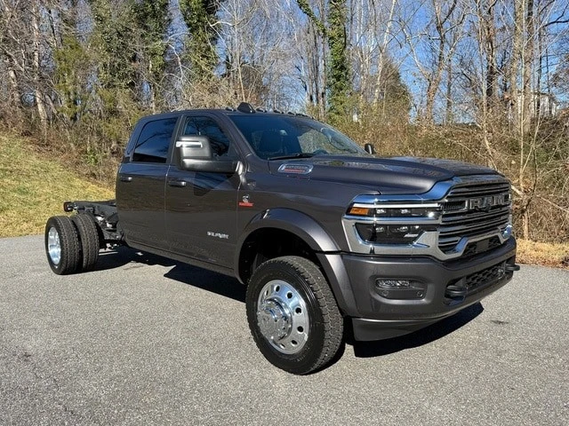 2026 Ram 4500 & 5500 - Image 5 of 21