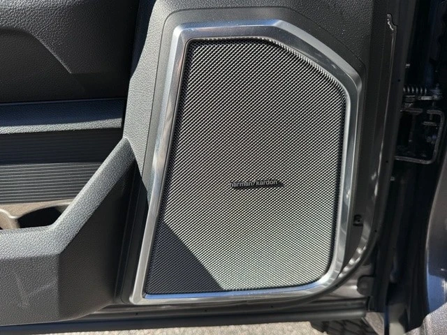 2026 Ram 4500 & 5500 - Image 14 of 21