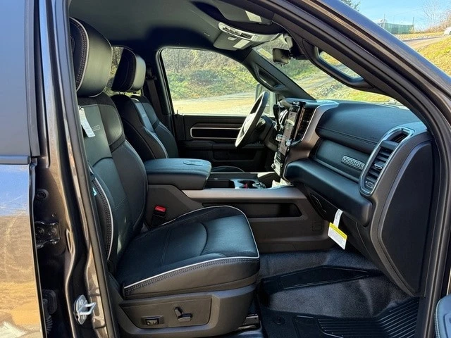 2026 Ram 4500 & 5500 - Image 21 of 21