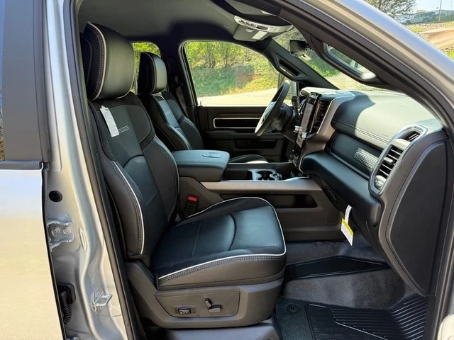 2026 Ram 4500 & 5500 - Image 21 of 21