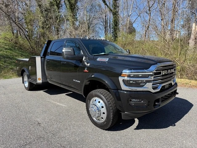 2026 Ram 4500 & 5500 - Image 5 of 21