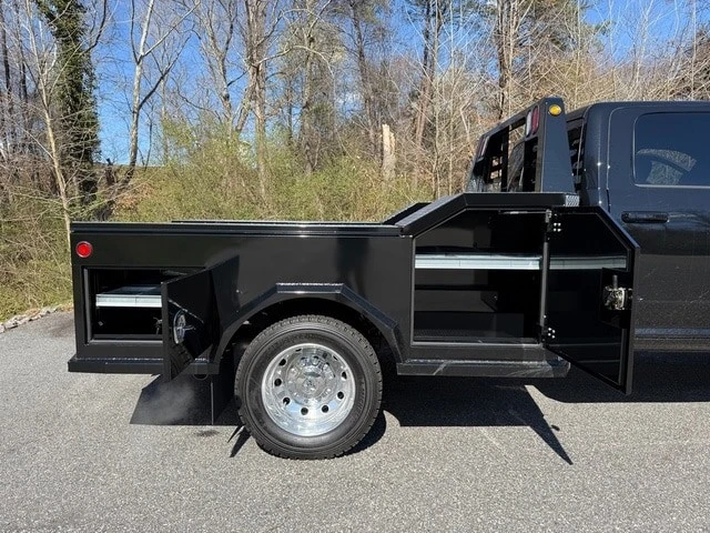 2026 Ram 4500 & 5500 - Image 7 of 21