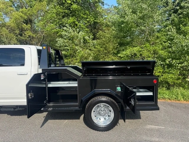 2026 Ram 4500 & 5500 - Image 16 of 21