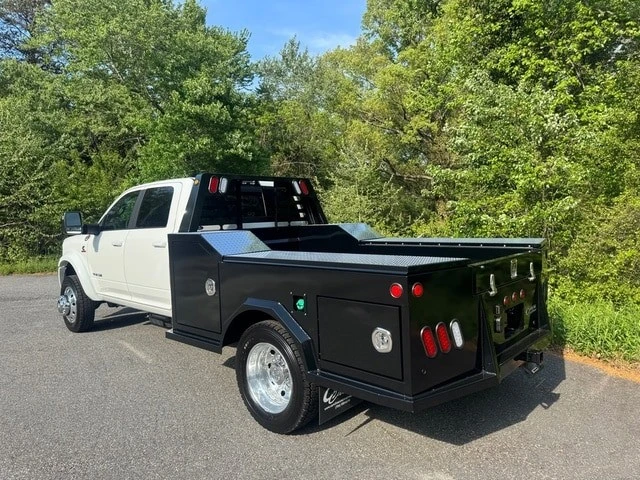 2026 Ram 4500 & 5500 - Image 15 of 21