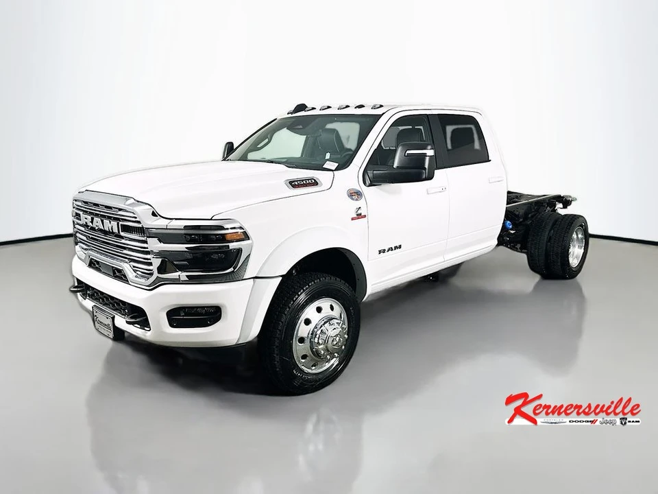 2026 Ram 4500 & 5500 - Image 3 of 20