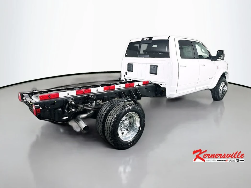 2026 Ram 4500 & 5500 - Image 7 of 20