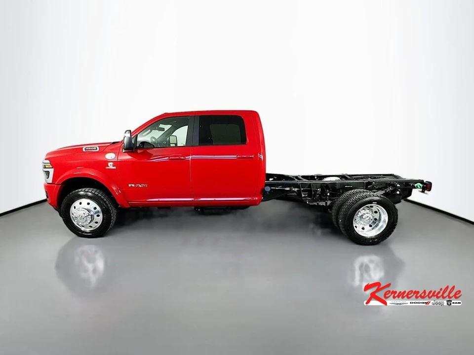 2026 Ram 4500 & 5500 - Image 4 of 22