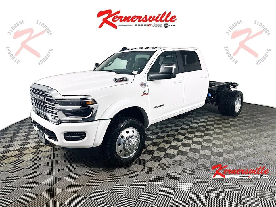 2026 Ram 4500 & 5500 - Image 3 of 20