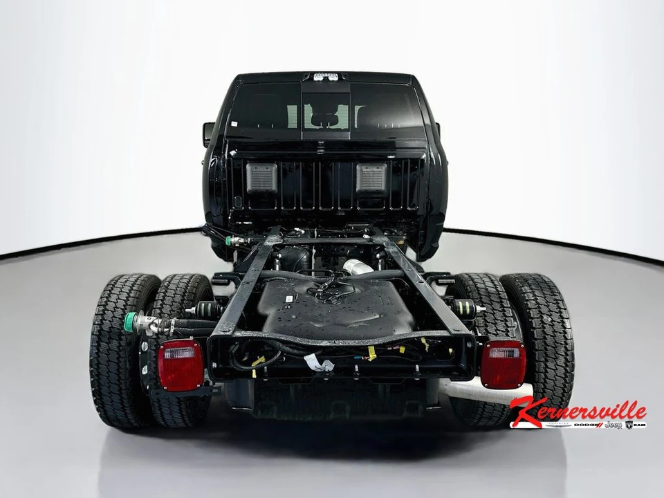 2026 Ram 4500 & 5500 - Image 6 of 20