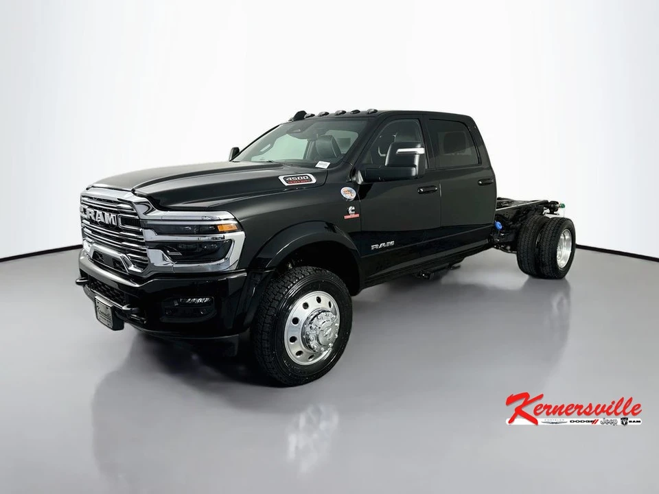 2026 Ram 4500 & 5500 - Image 3 of 20