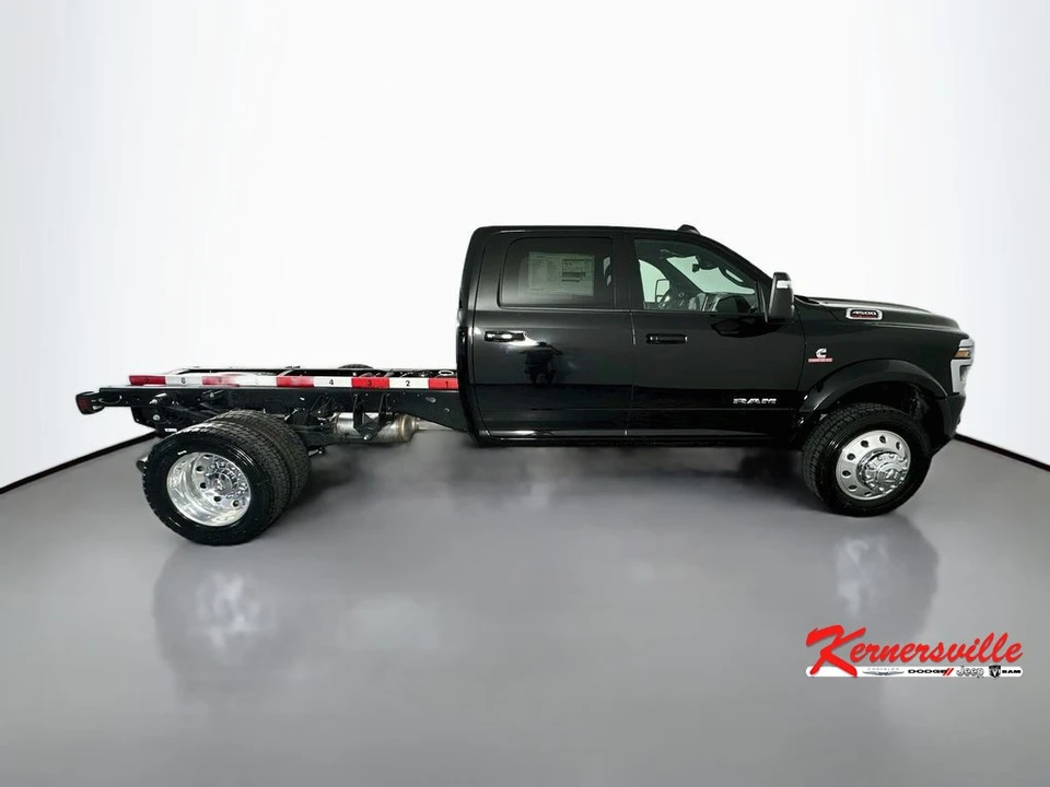 2026 Ram 4500 & 5500 - Image 8 of 20