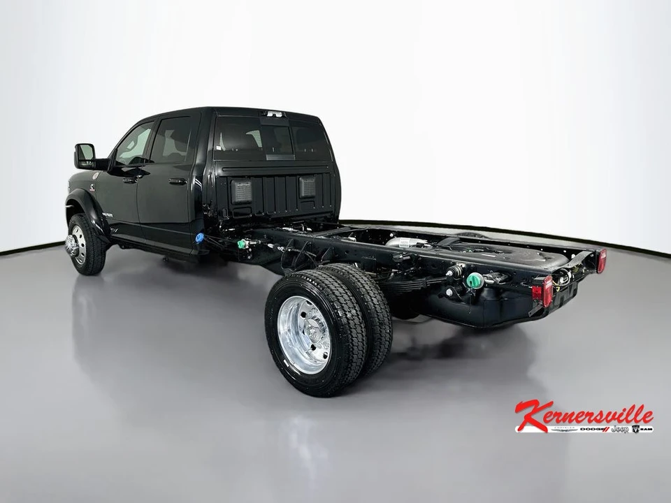 2026 Ram 4500 & 5500 - Image 5 of 20