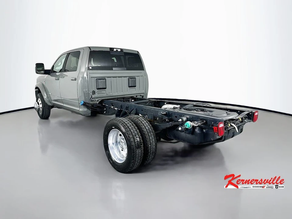 2026 Ram 4500 & 5500 - Image 5 of 20