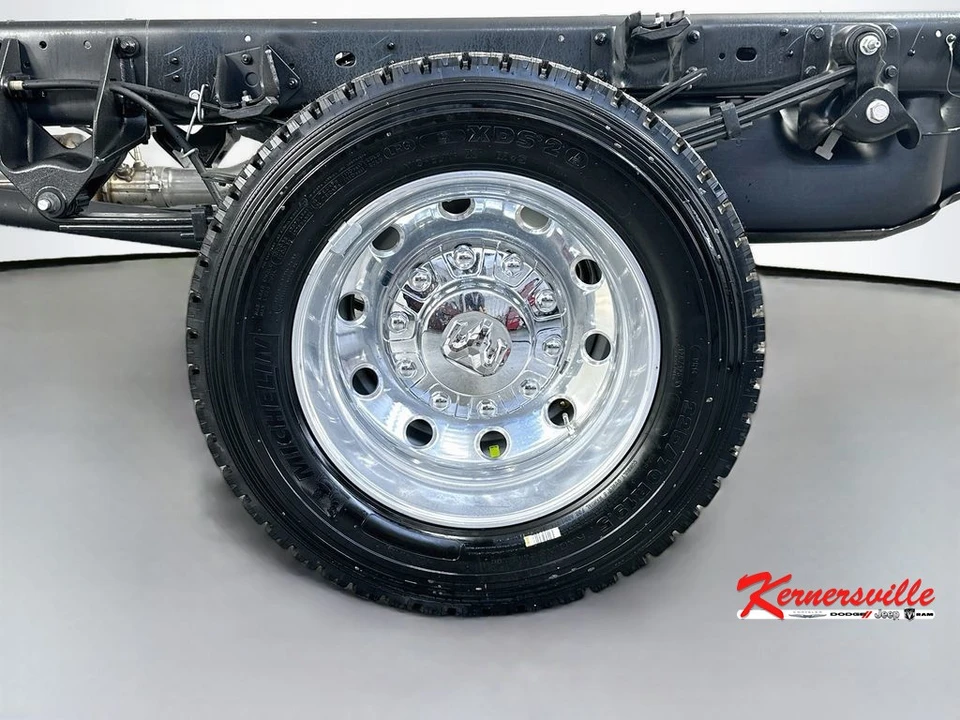 2026 Ram 4500 & 5500 - Image 15 of 20