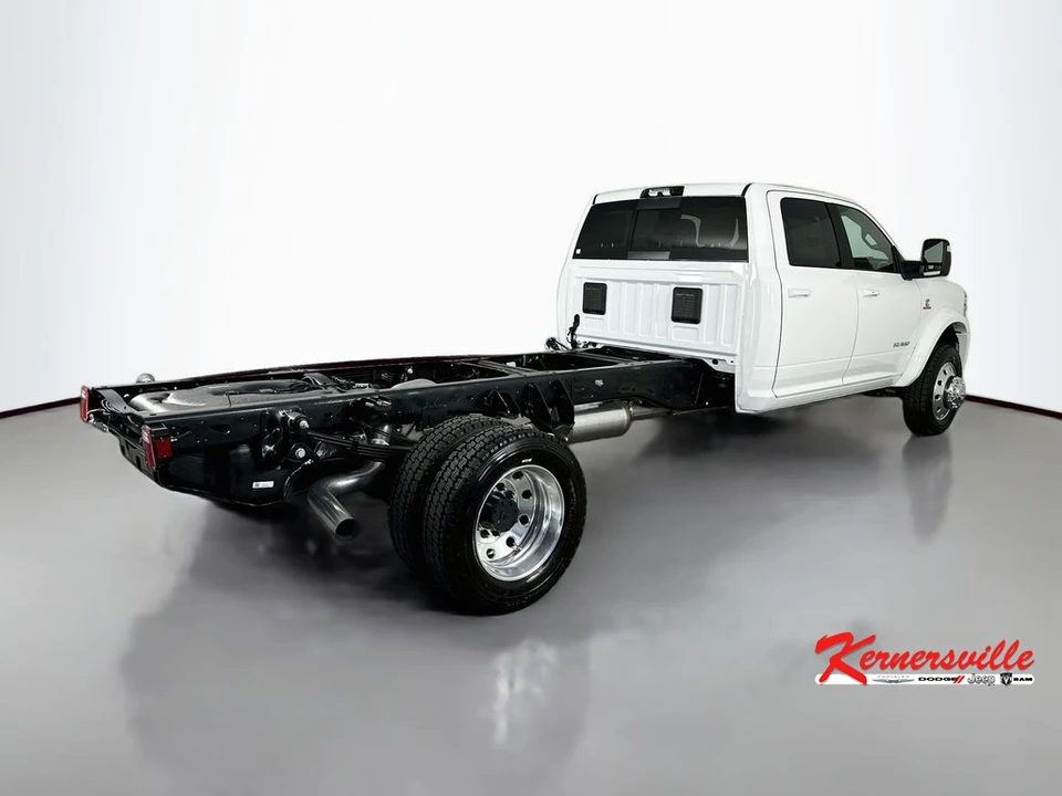 2026 Ram 4500 & 5500 - Image 7 of 20